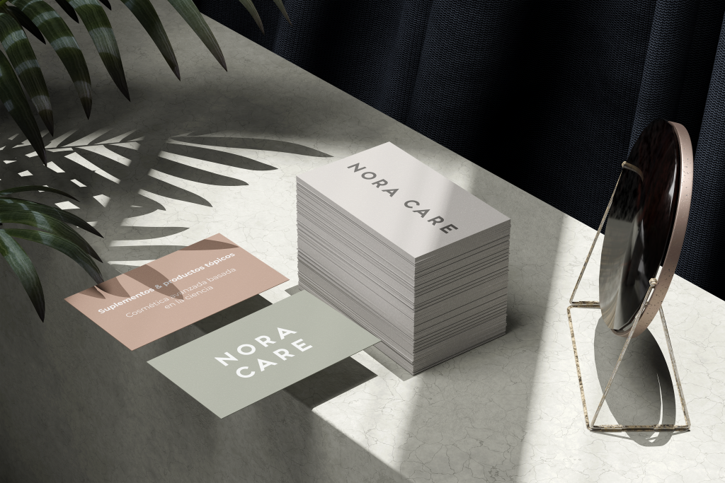 Tarjetas de visita de negocio para Nora Care creadas y diseñadas por Wittierra Design en Barcelona.
